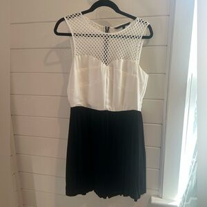 Silvian Heach dress size M